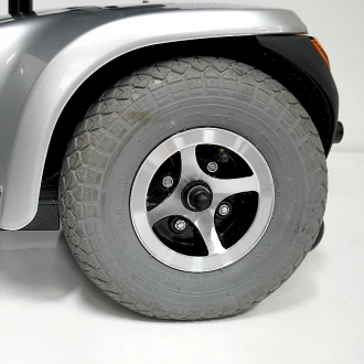 Elektrická tříkolka pro seniory Invacare Orion foto